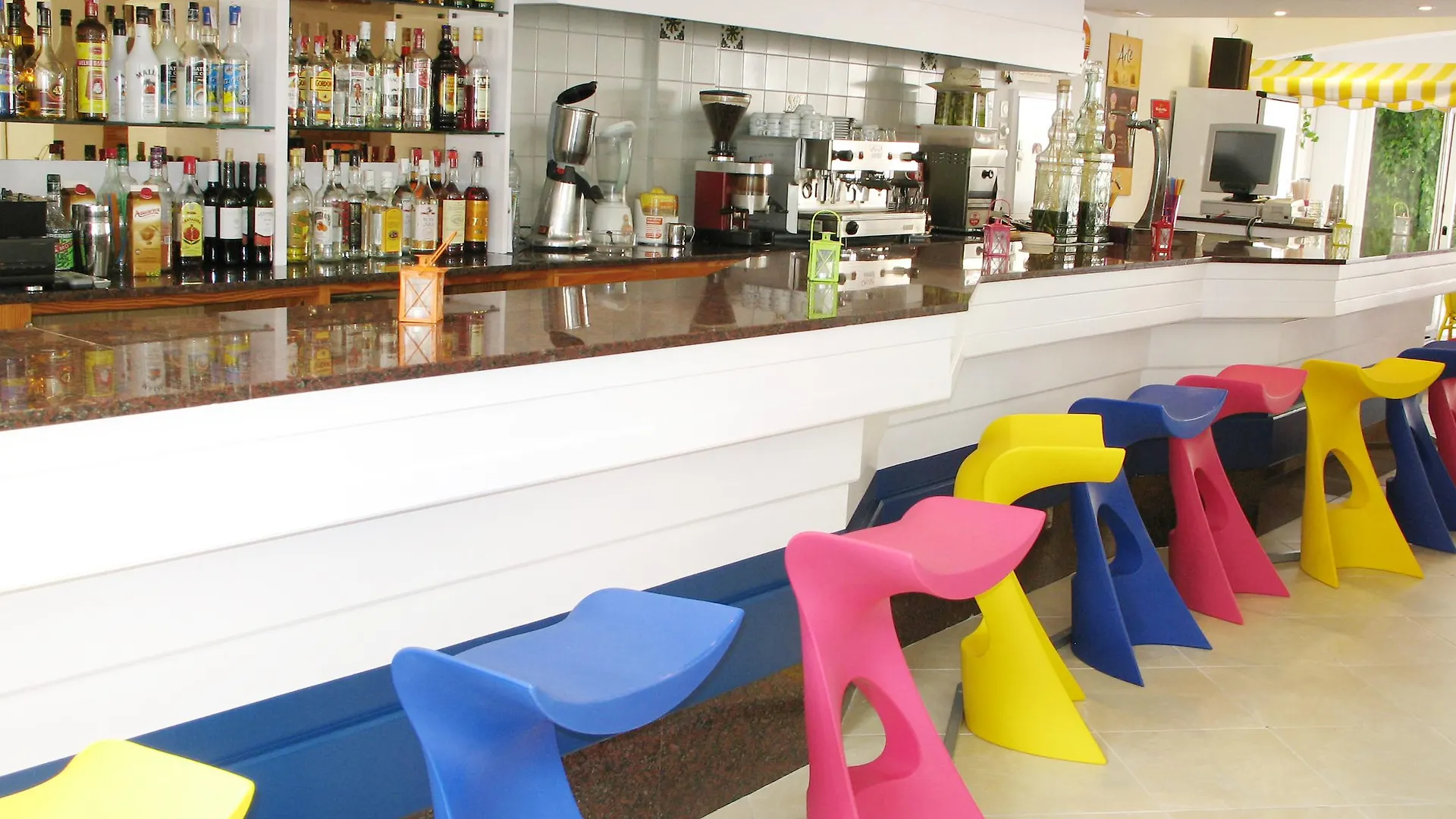 Hotel Bellavista 칼라 라트자다