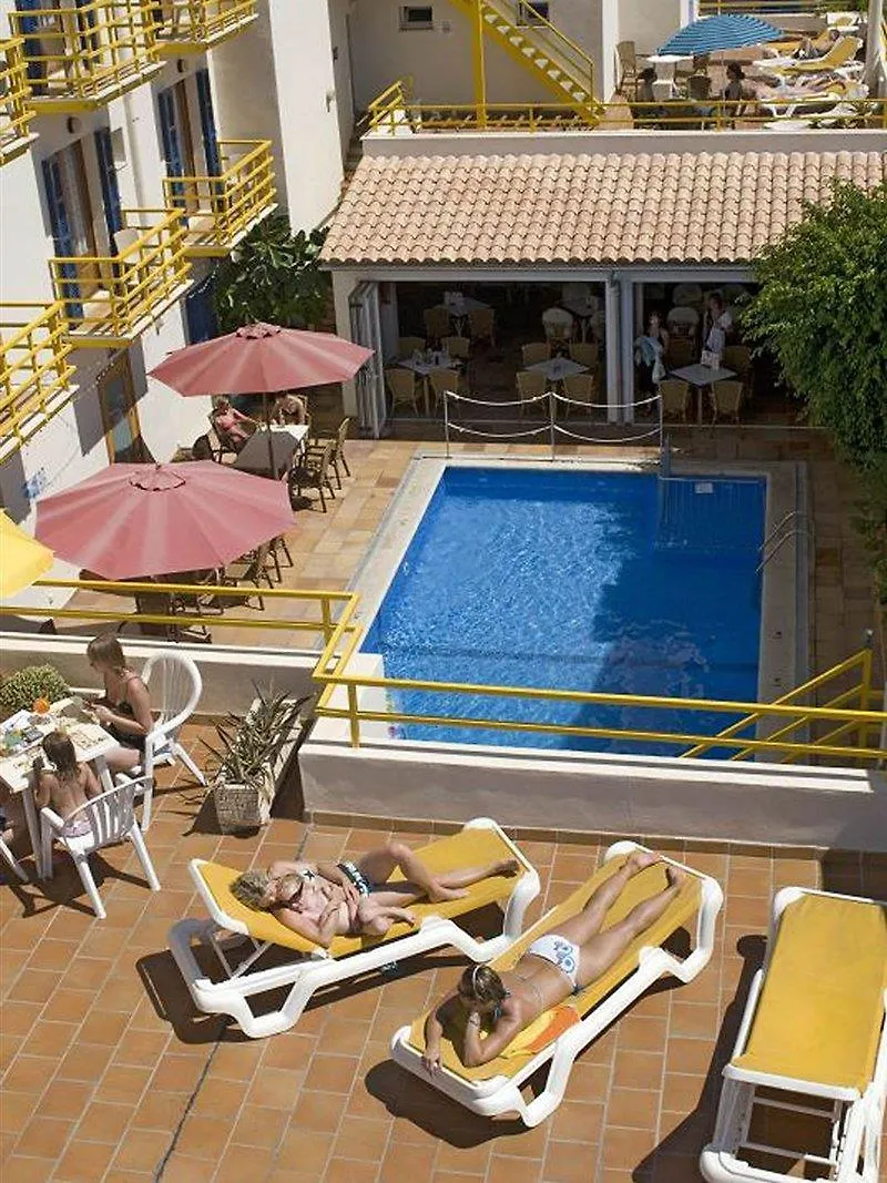 Hotel Bellavista 칼라 라트자다