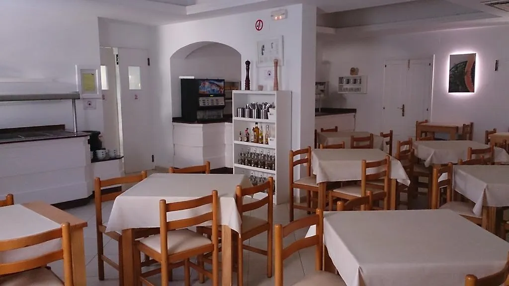 Hotel Bellavista 칼라 라트자다 3*,